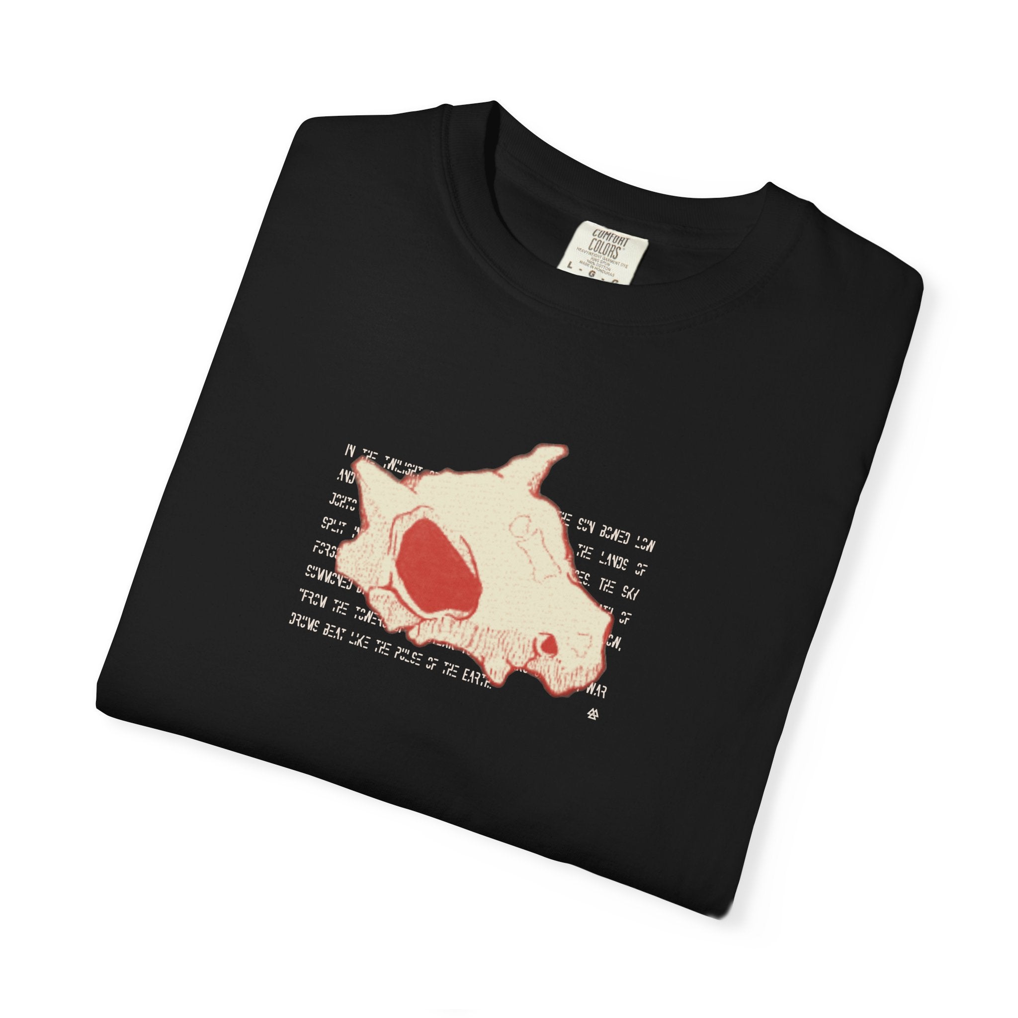 Distressed Retro Tee - Legends & Lore series